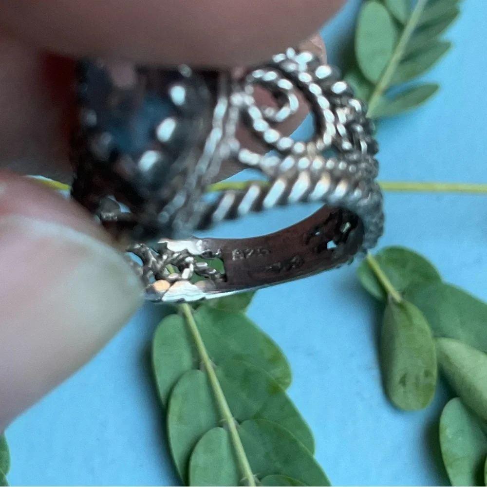 VNTG Aquamarine and Sterling Silver Ring - Picture 5 of 6